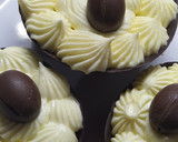 Foto del paso 5 de la receta: Huevos de Pascua Rellenos con Ganache de Chocolate Blanco