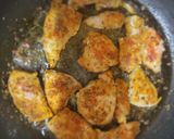 A picture of step 4 of Lemon chicken curry.