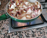 Foto del paso 1 de la receta: Salteado rápido de pulpo y gambas