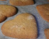 A picture of step 8 of Orange and cardamom biscuits.