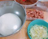Foto langkah ke 3 dari resep Roti Dasar Pizza.