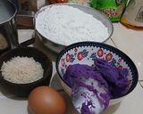 Foto langkah ke 1 dari resep Roti Goreng (Tanpa Ulen) Manis Ubi Ungu.
