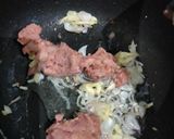 Foto langkah ke 3 dari resep Tumis Kentang Kornet Budget Anak Kos.