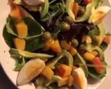 Foto del paso 4 de la receta: Ensalada de brotes tiernos, con albaricoque