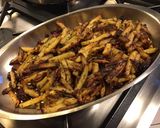 Une image de l'étape 13 de Bâtonnets de pommes de terre charlotte aux herbes aromatiques et tomates séchées.