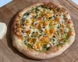 A picture of step 3 of Seafood Pizza.