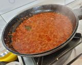 A picture of step 2 of Paneer bhurji.