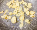香煎蒜片牛排的食譜步驟2照片