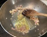 A picture of step 4 of Porcini risotto.