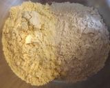 A picture of step 2 of Maithi khasta puri.
