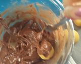 A picture of step 4 of Sattu chocolate ball.