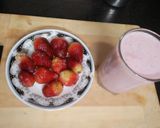 A picture of step 4 of Strawberry Milk Shake😃😃.