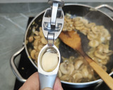 Foto del paso 7 de la receta: Calabacín con champiñón rico rico