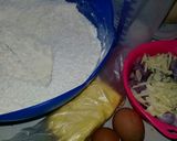Foto langkah ke 1 dari resep Kue bawang 😘.