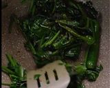 A picture of step 5 of Palak Dal (spinach-lentil soup).
