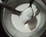 A picture of step 3 of Rose cake or Rose cookies.