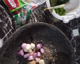Foto langkah ke 1 dari resep Soto Ayam Betawi.