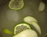 A picture of step 7 of Pear lemonade.