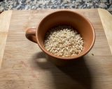 Foto del paso 1 de la receta: Arroz con acelga y atún