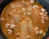 Foto del paso 4 de la receta: Merluza en salsa verde con almejas y gambas