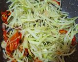 Foto langkah ke 3 dari resep Tumis Labu Siam Teri Medan.