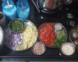 A picture of step 1 of Murmure Ki Chatpati.