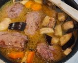 Foto del paso 6 de la receta: Carrilleras ibéricas en salsa de berenjena y champiñones