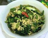 Foto langkah ke 5 dari resep Mie Instan Godog Sayur.
