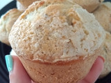 Muffins veganos de pasas de uvas, chocolate y semillas