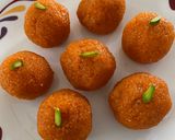 A picture of step 5 of Motichoor ladoo.