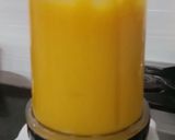 A picture of step 1 of Mango Matka Kulfi.