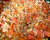 A picture of step 2 of Easy and Delicious Meat Sauce Pasta.