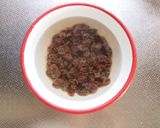 A picture of step 2 of Raisin Muffins.