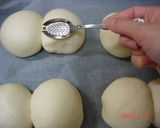 A picture of step 8 of Nostalgic Milk Bread.