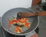 Foto langkah ke 4 dari resep Oseng Kikil Putren Tahu ala Fe.