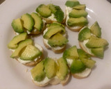 Foto del paso 3 de la receta: Canapés de Salmón fácil rápido y rico