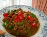 Foto langkah ke 6 dari resep Sapi lada Hitam.