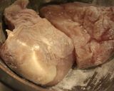 A picture of step 2 of Chicken Steak with Avocado Sauce.