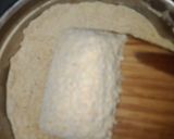 A picture of step 3 of Moong dal halwa.
