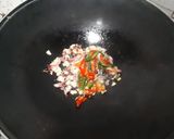 Foto langkah ke 2 dari resep Mangut Ikan Asap & Telor Ceplok.