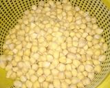 A picture of step 1 of Kabuli Chana Chole.