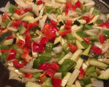 Foto del paso 2 de la receta: Filetes merluza con verdura