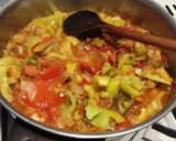 Harcsapaprikás csusza tésztával recept fázis 2 fotója
