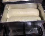 Foto langkah ke 4 dari resep Roti Tawar.