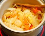 A picture of step 2 of Shrimp, Bamboo Shoots and Napa Cabbage Simmered in Cream.