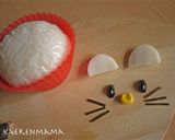 A picture of step 5 of Easy! Hello Kitty Rice Ball Recipe.