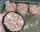 รูปขั้นตอนการทำที่ 5 ของ Breakfast Sausage Patties