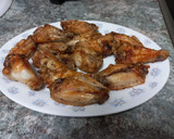 Foto del paso 4 de la receta: Alitas de pollo fritas en freidora de aire (Cosori)