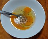 Foto del paso 1 de la receta: Omelette de peperonata con queso