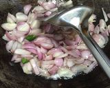 Foto langkah ke 2 dari resep Tumis Bawang Merah NgeHits.